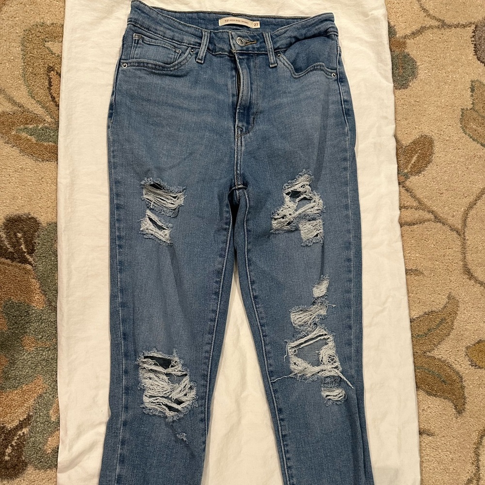 Levi’s 721 High Rise Skinny Jeans